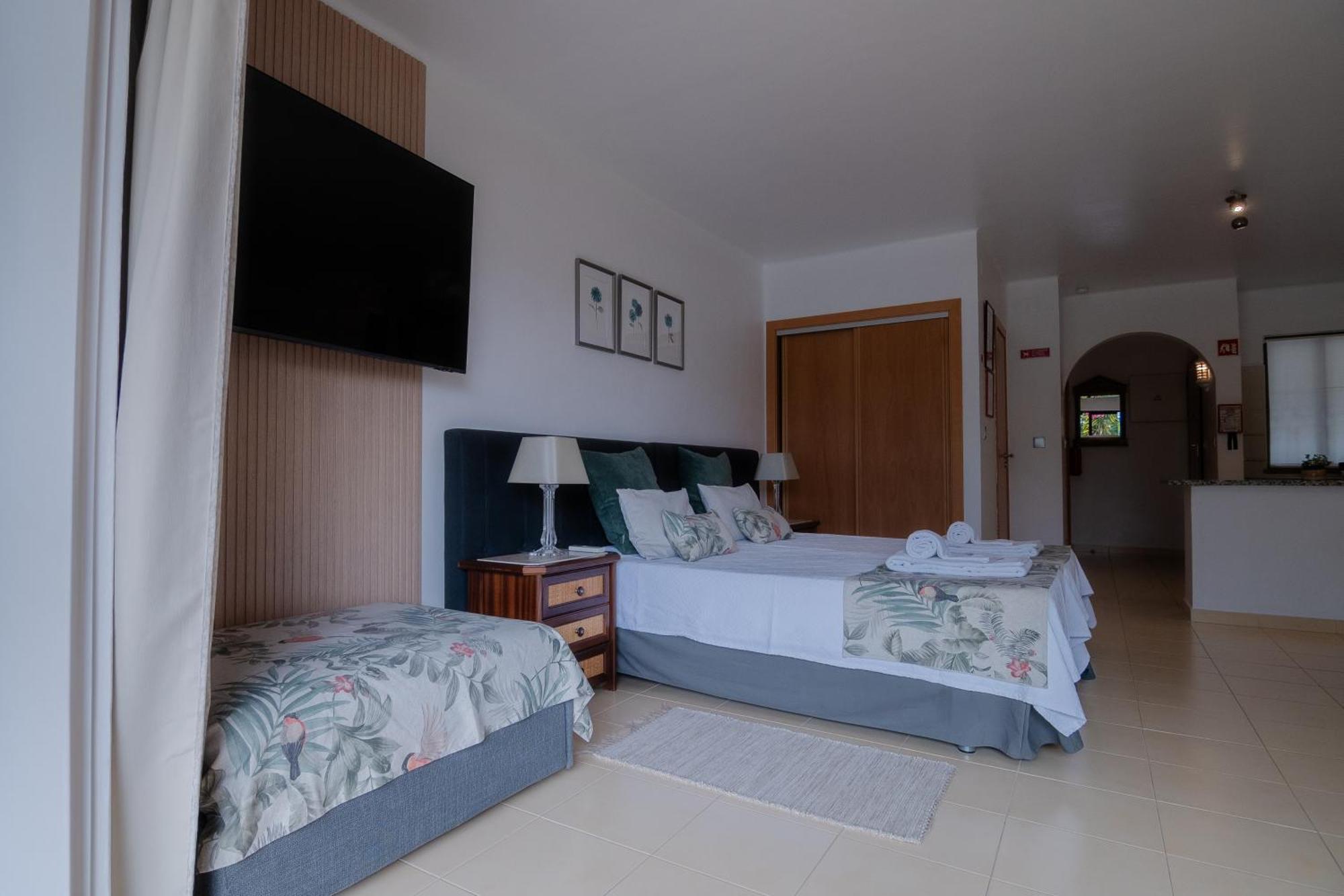 Seacoast Retreat With Pool And Beach Access By Drago Rentals البوفيرا المظهر الخارجي الصورة